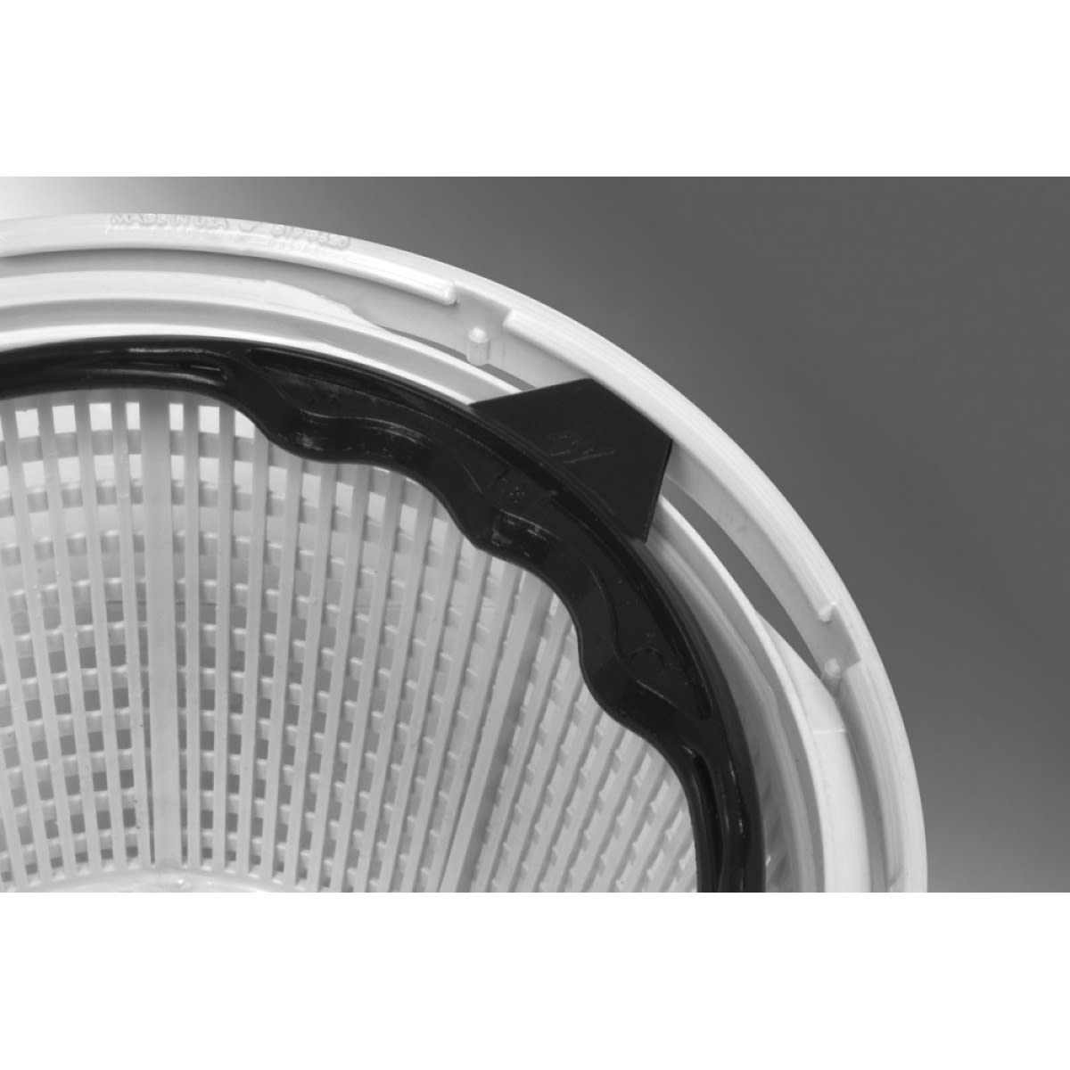 Waterway Ig Skimmer with Round Lid 2"S White Renegade - 540-6410