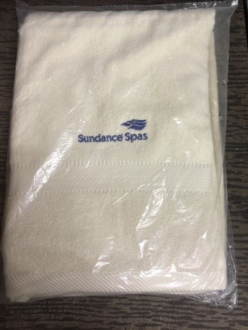 Sundance Spa Beach Towel, 35 x 65 inches, Beige (SND-003)